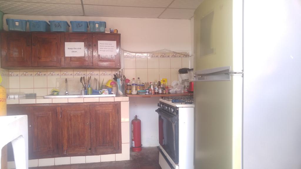 Casa Nica Leon Hostel Екстер'єр фото
