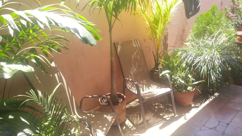 Casa Nica Leon Hostel Екстер'єр фото